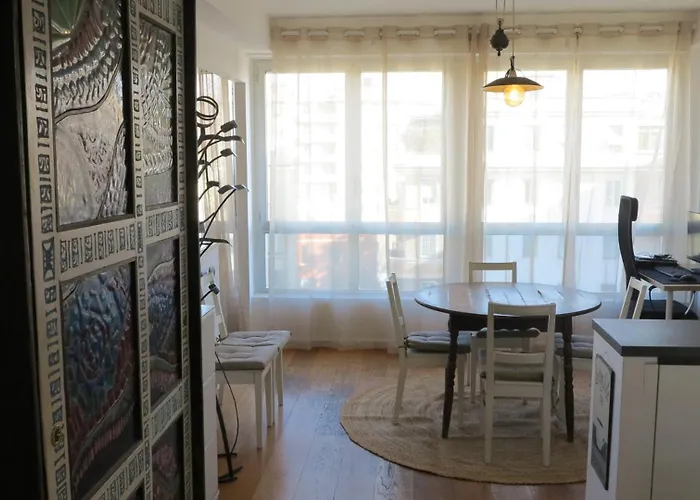 Apartment Bright Rhome *