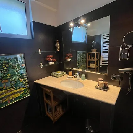 Bright Rhome Apartman *