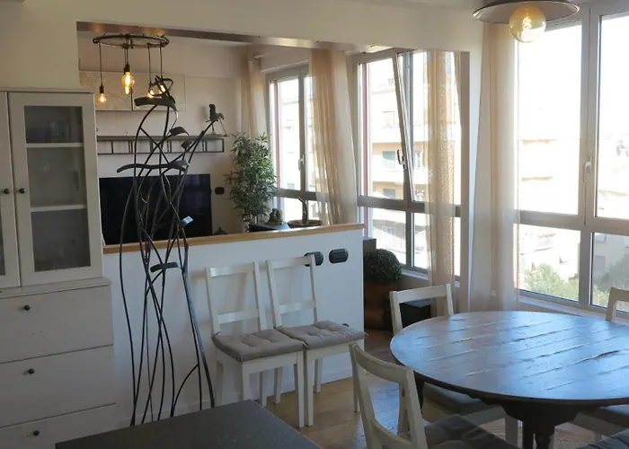 Lägenhet Bright Rhome *